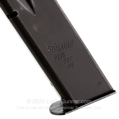 Large image of Trade-In Factory SIG Sauer 40 S&W/357 SIG P226 12 Round Magazine For Sale - 12 Rounds